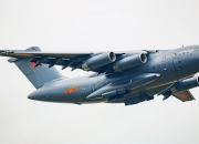 开云sport-当库里于星空起舞，猛龙在尘世力克雄鹰