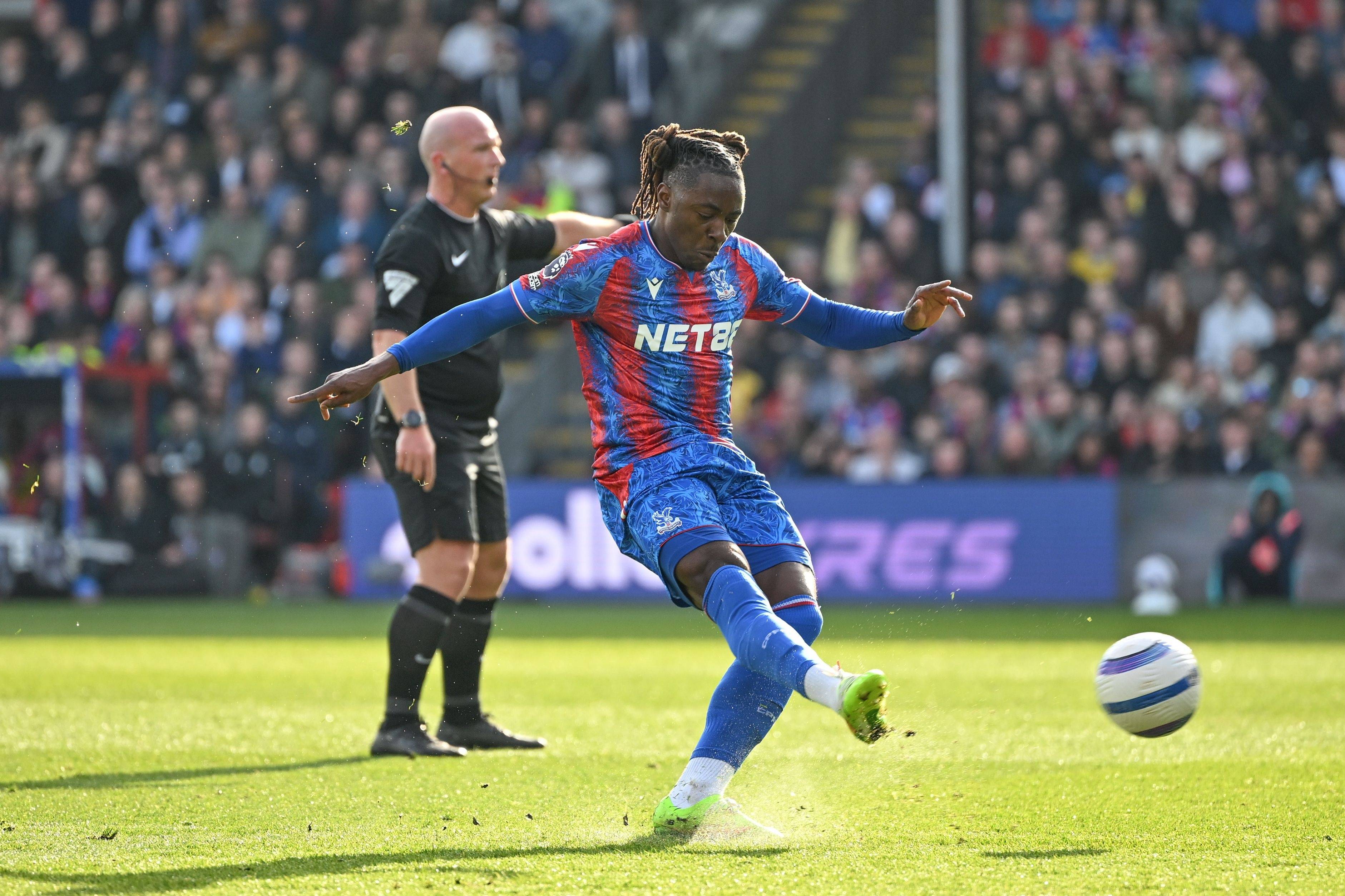 水晶宫球员赞助商争议，官宣退出让球队雪上加霜的简单介绍