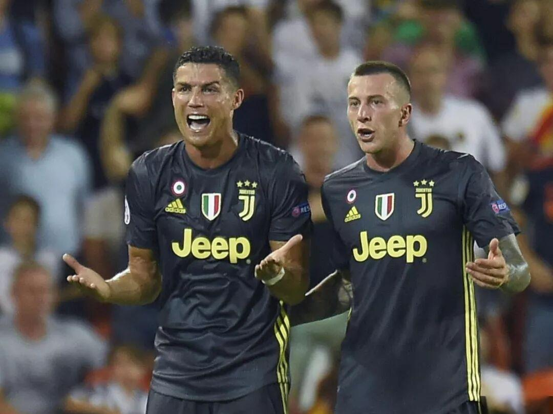 尤文图斯客场击败瓦伦西亚，取得胜利