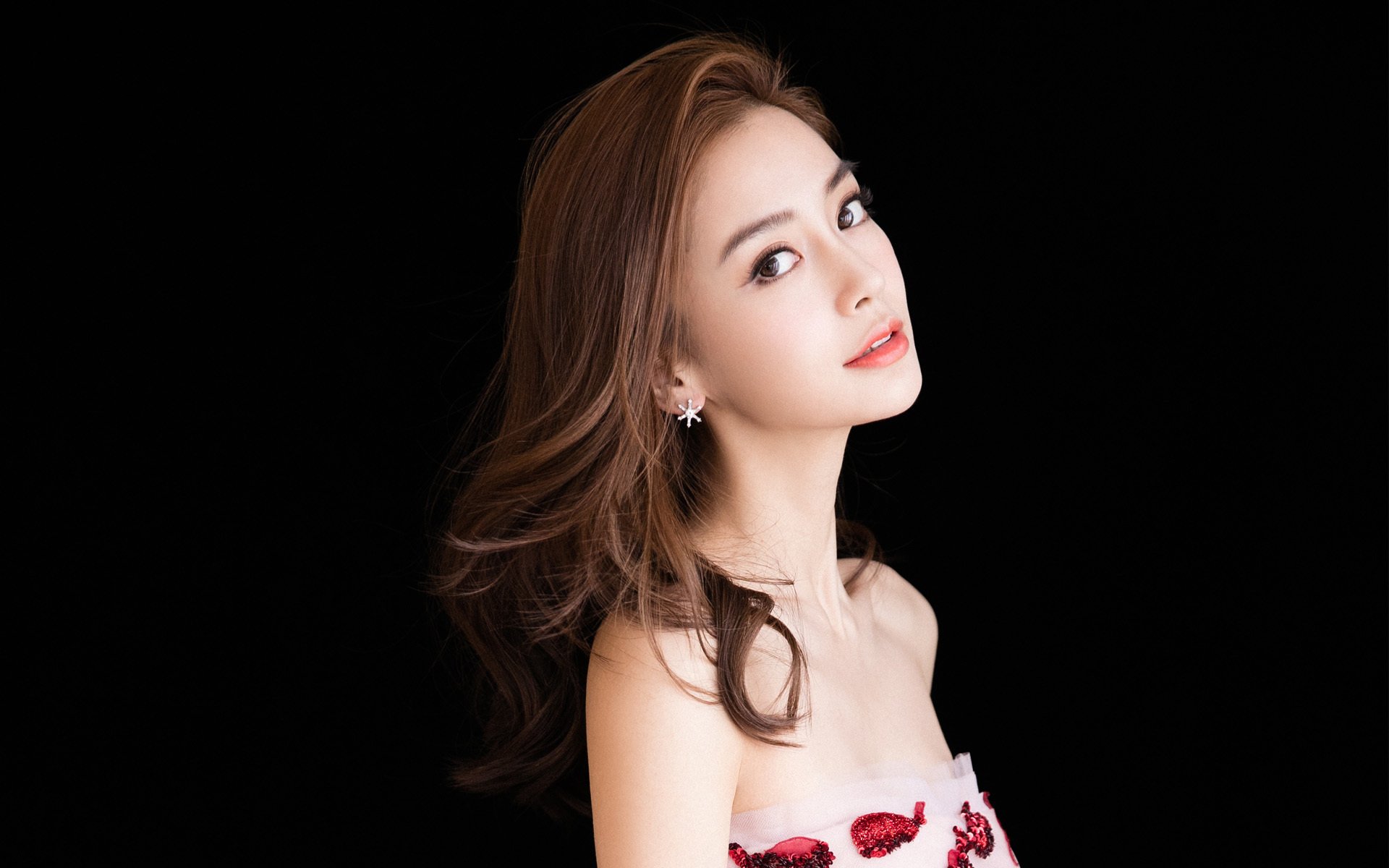 单骑锁长夜,英格拉姆的静默压制与一场欧冠的提前终结