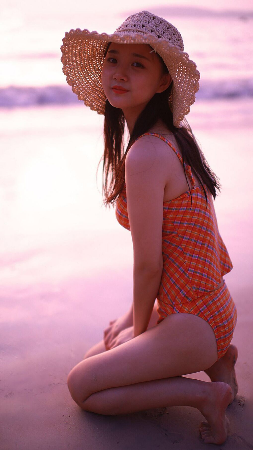 平行宇宙的篮球之夜，哈登身披广东战袍，绝境爆发击退步行者