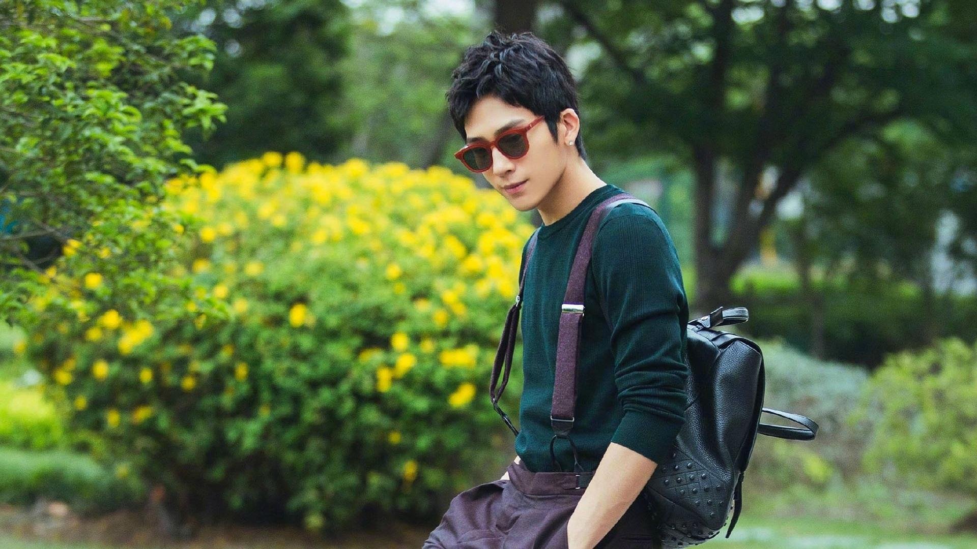 东方巨龙遇烈焰,东契奇闪耀,火箭三分雨浇灭上海