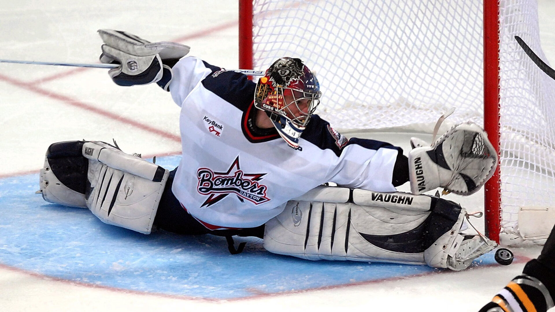 76人加时击溃公牛！等等，接管比赛的詹姆斯是谁？