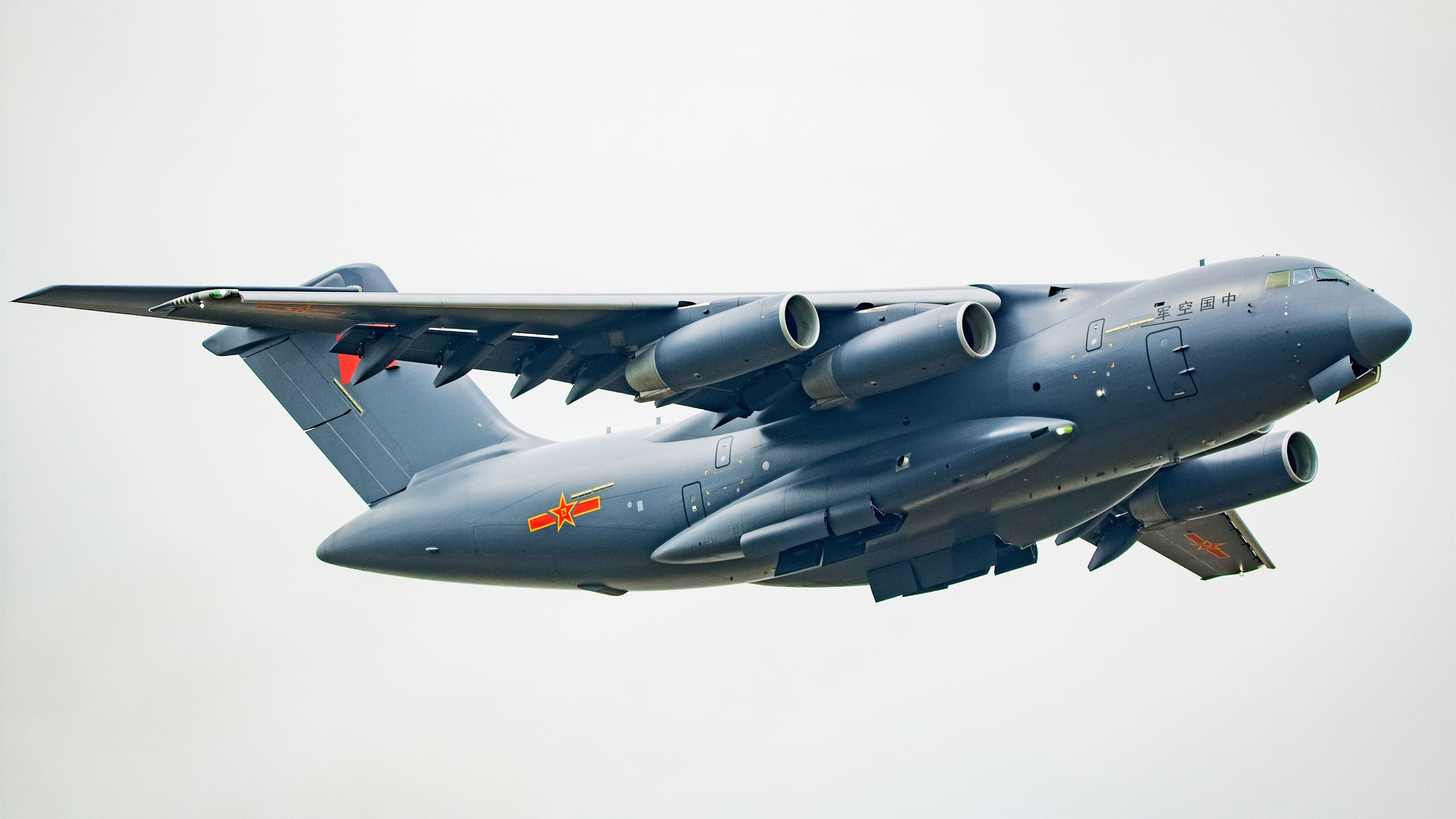 当库里于星空起舞,猛龙在尘世力克雄鹰