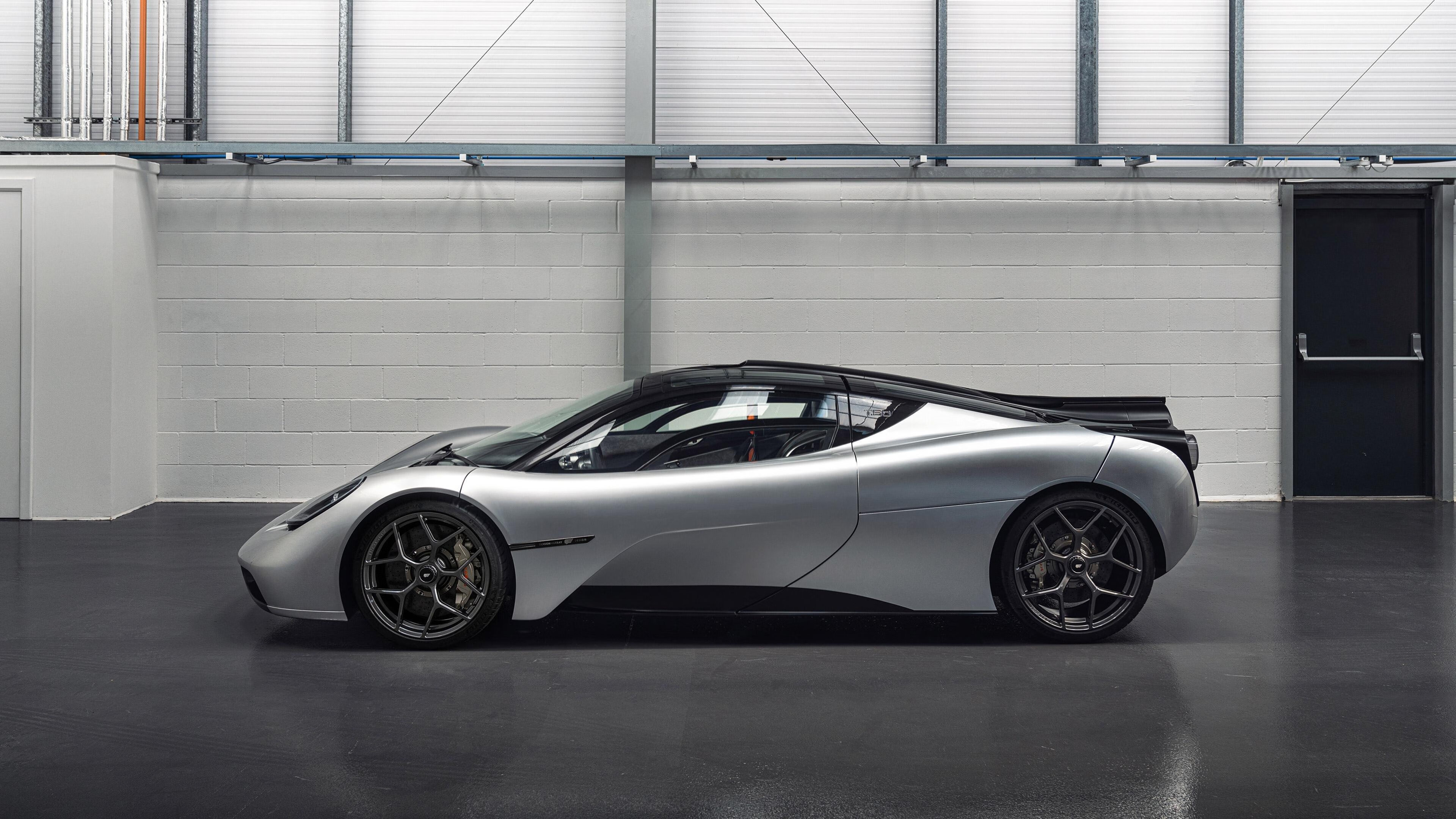 辽宁队关键战突围快船,范弗利特在美加墨世界杯接管比赛—篮球全球化下的平行轨迹