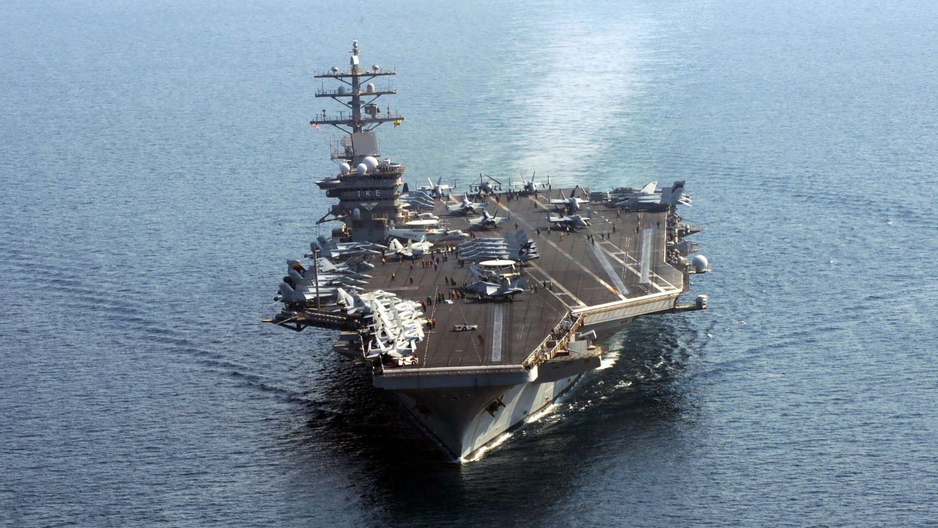 足球的神是圆的,坎特是方的