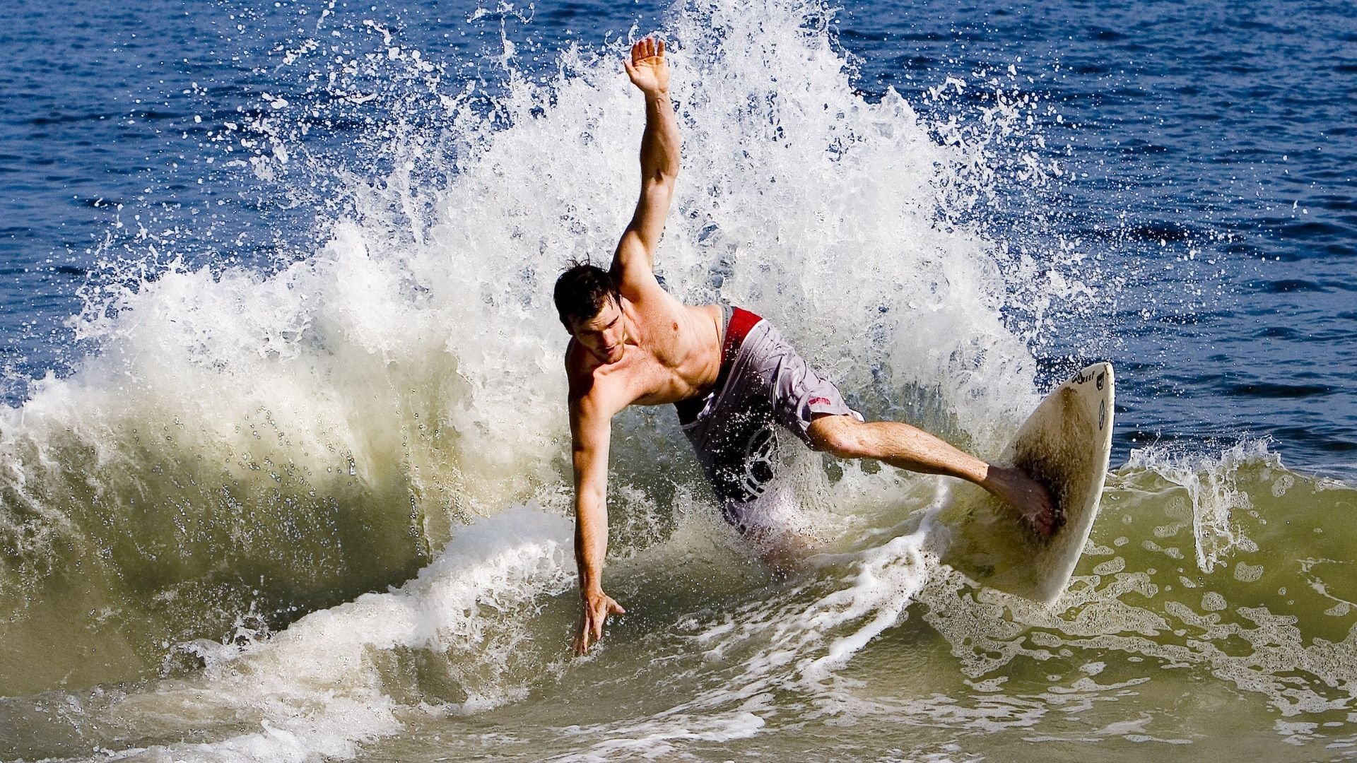 跨越大洋的绝杀回响，当意甲硝烟遇见NBA的最后一秒