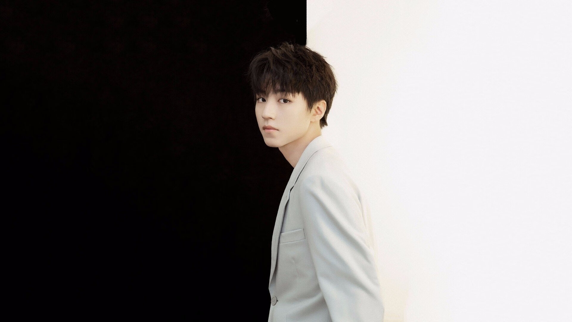 双星耀夜，西甲国家德比与字母哥的纪录之夜